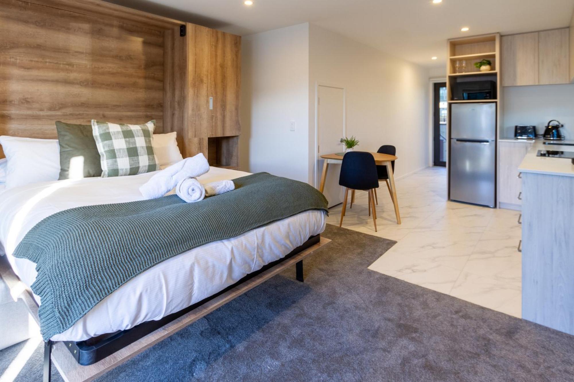 Single Level Studio Escape On Wilmer St - Central Κράισττσερτς Εξωτερικό φωτογραφία