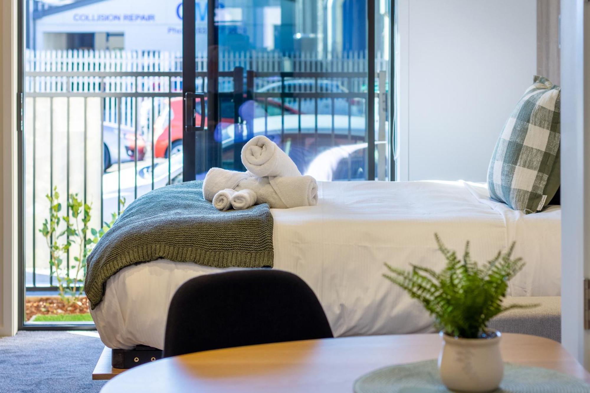 Single Level Studio Escape On Wilmer St - Central Κράισττσερτς Εξωτερικό φωτογραφία